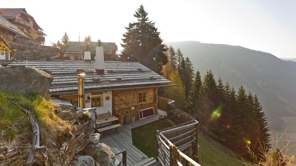 Almdorf Seinerzeit Hotel Wiedweg ภายนอก รูปภาพ