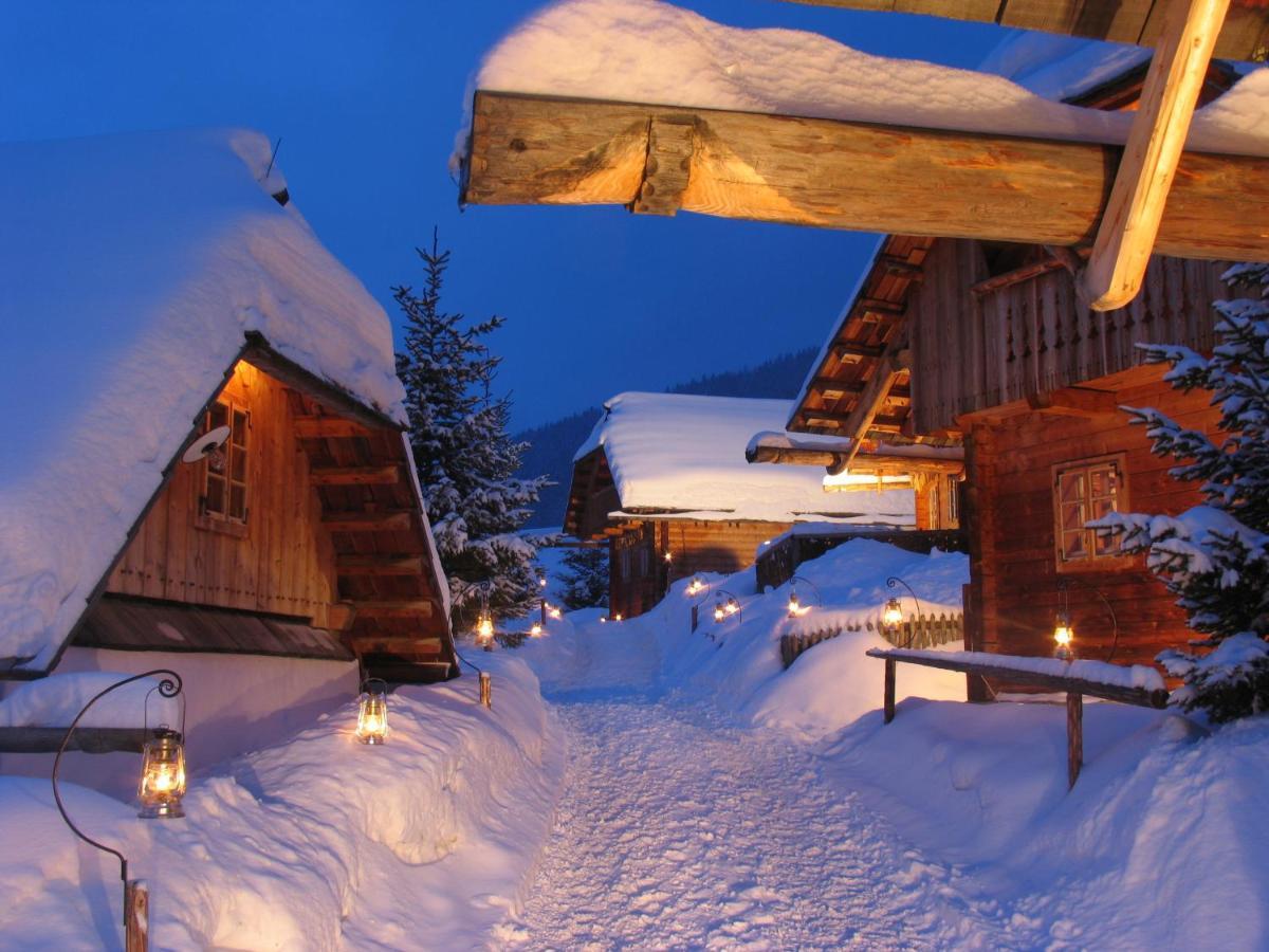 Almdorf Seinerzeit Hotel Wiedweg ภายนอก รูปภาพ