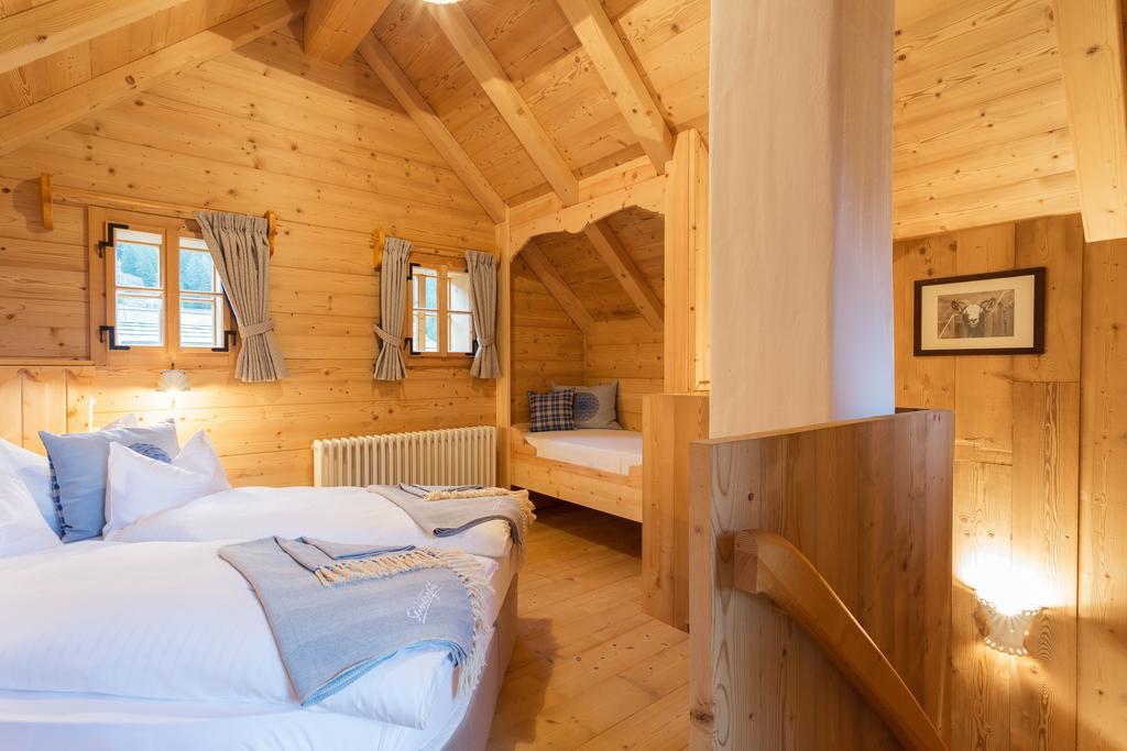 Almdorf Seinerzeit Hotel Wiedweg ภายนอก รูปภาพ