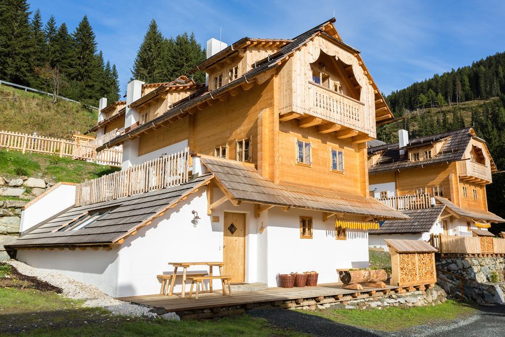 Almdorf Seinerzeit Hotel Wiedweg ภายนอก รูปภาพ