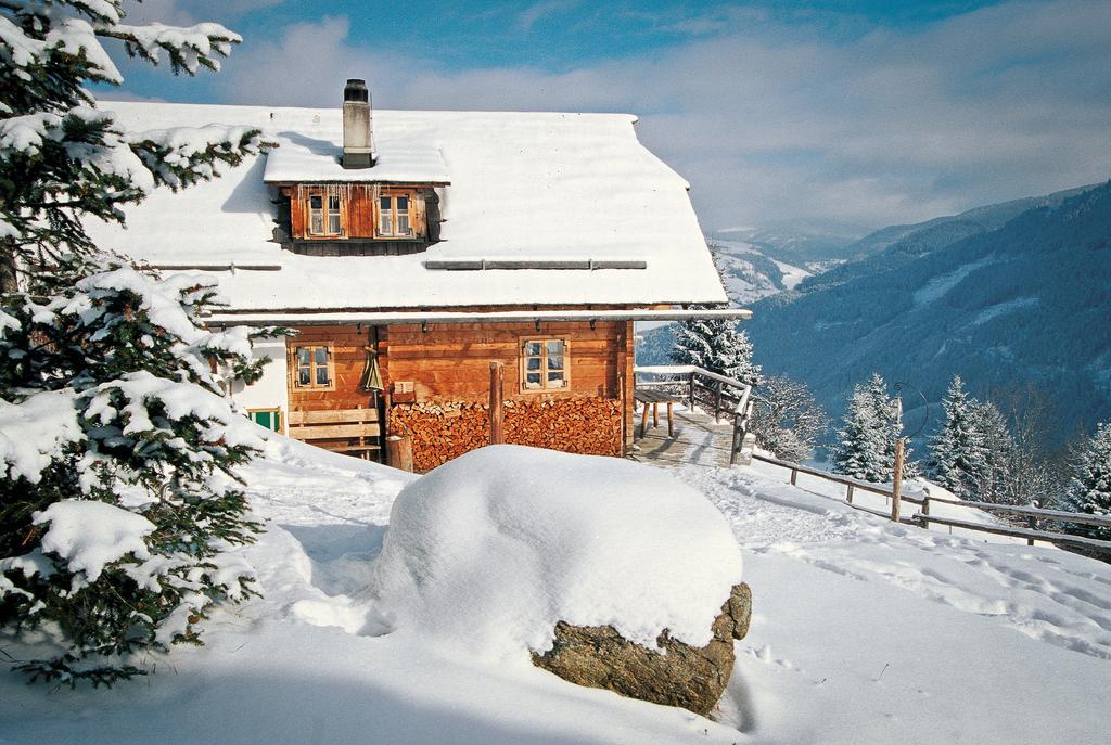 Almdorf Seinerzeit Hotel Wiedweg ภายนอก รูปภาพ