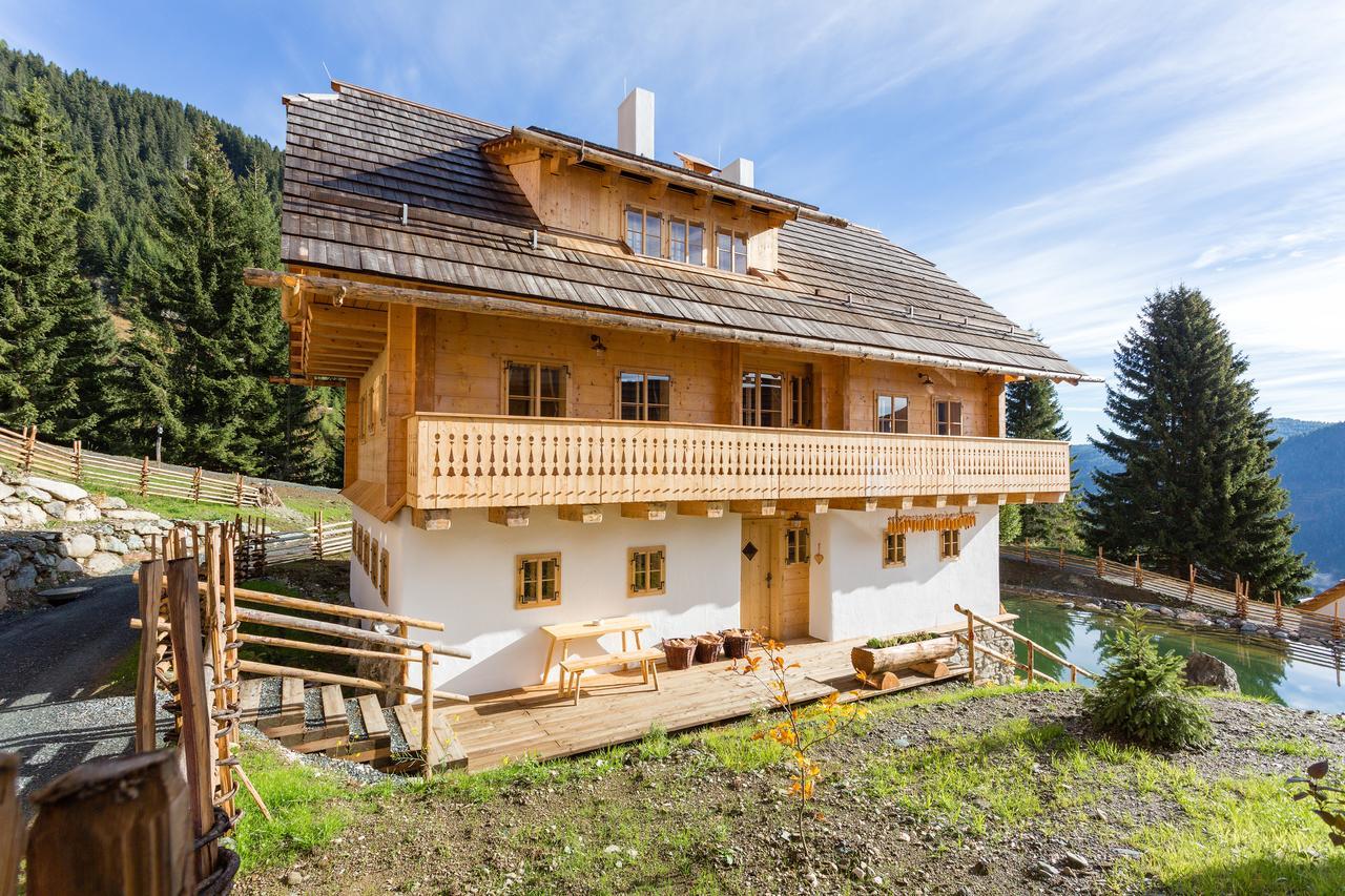 Almdorf Seinerzeit Hotel Wiedweg ภายนอก รูปภาพ