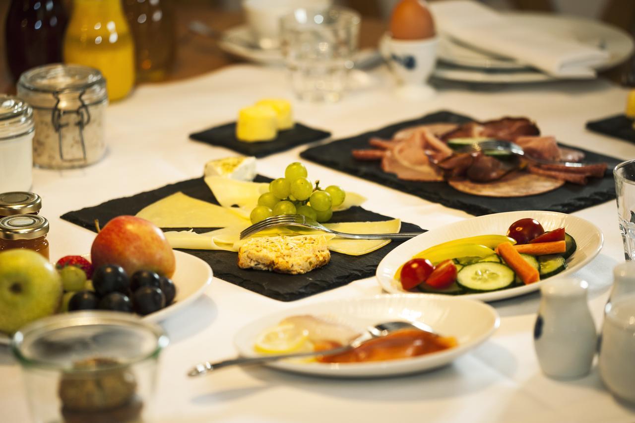 Almdorf Seinerzeit Hotel Wiedweg ภายนอก รูปภาพ